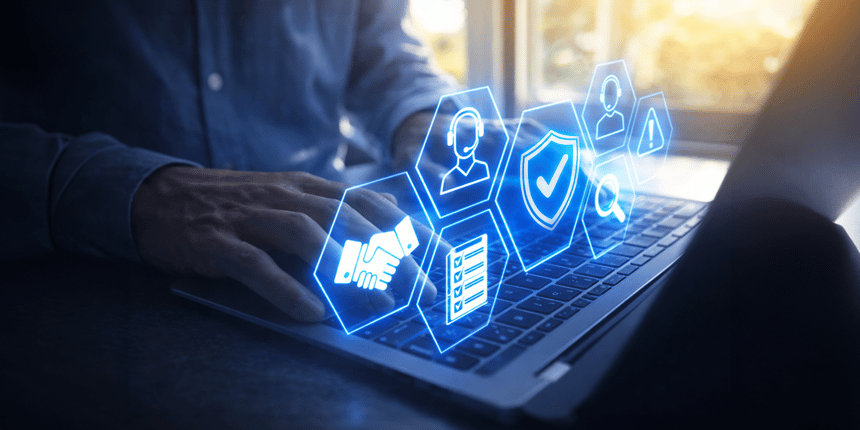 Profissional utilizando notebook com ícones digitais que representam verificação de identidade, segurança e processos de compliance